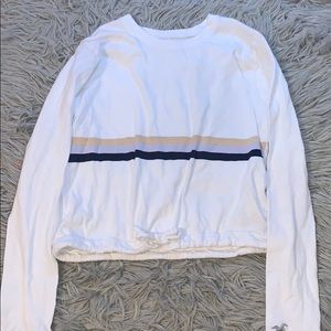 hollister shirt cropped